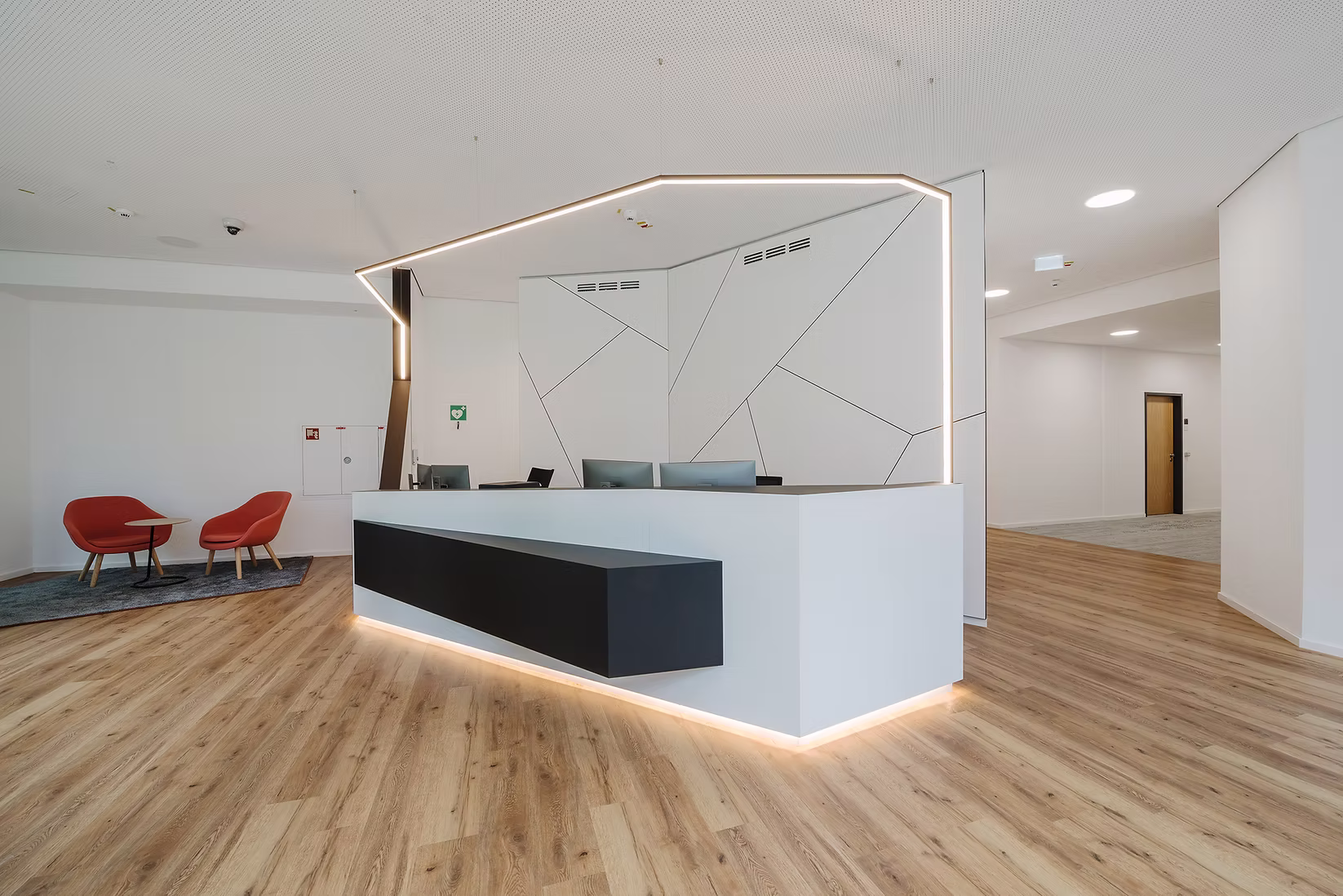 Office spaces reference image 01