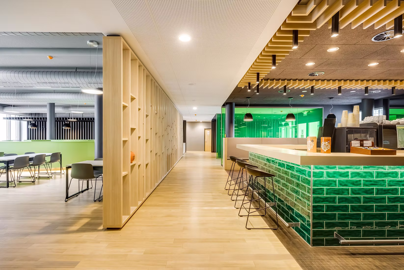 Office spaces reference image 07